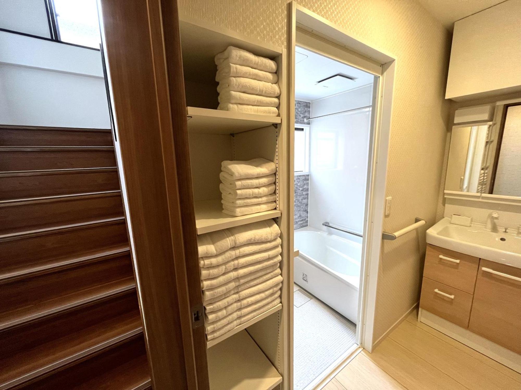 Вилла Naos House Osaka 4 New Open 一軒家貸切 Экстерьер фото